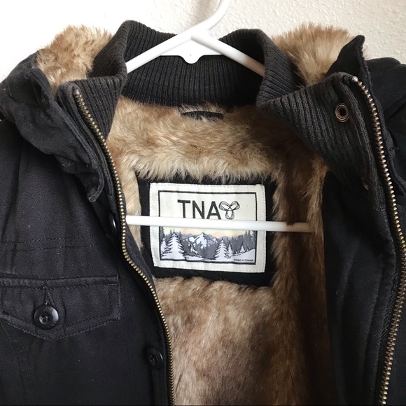 TNA Aritzia Black Faux Fur Jacket* - Picture 3 of 8